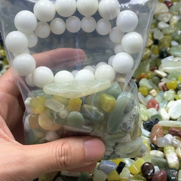未镶嵌岫玉鱼缸石