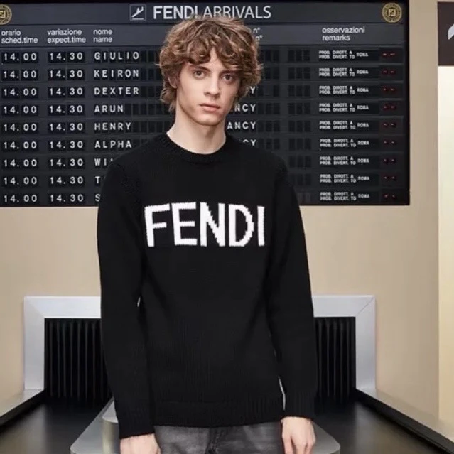 99新 FENDI/芬迪 3993/FENDI Logo字母嵌花羊毛套头毛衣/46码