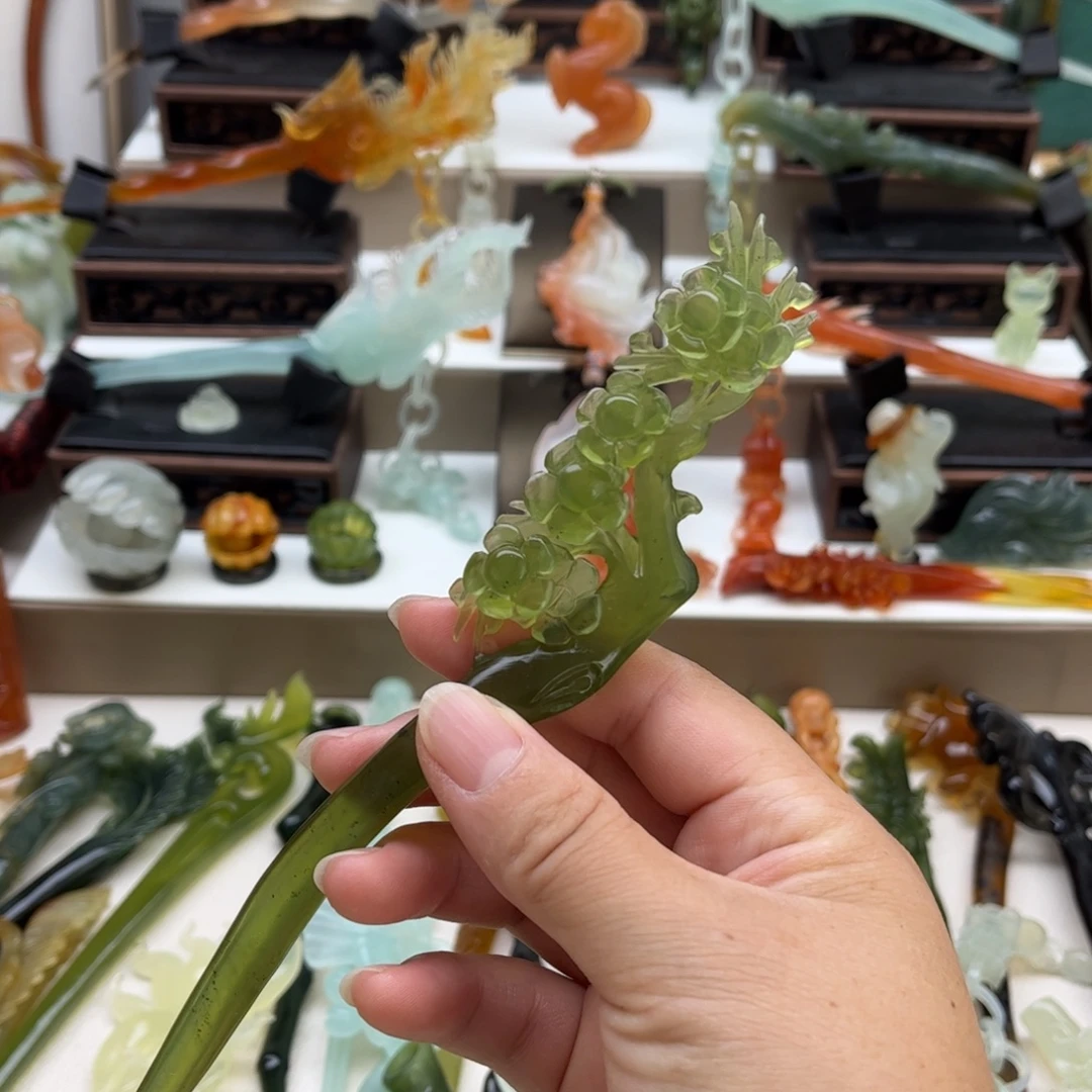 蛇纹石玉未镶嵌岫玉发簪