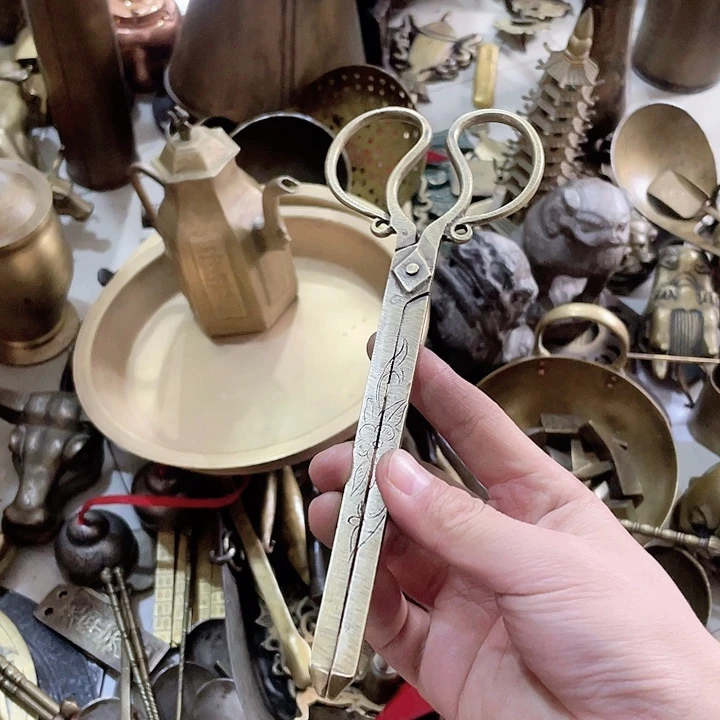 老式铜件古朴典雅的风格