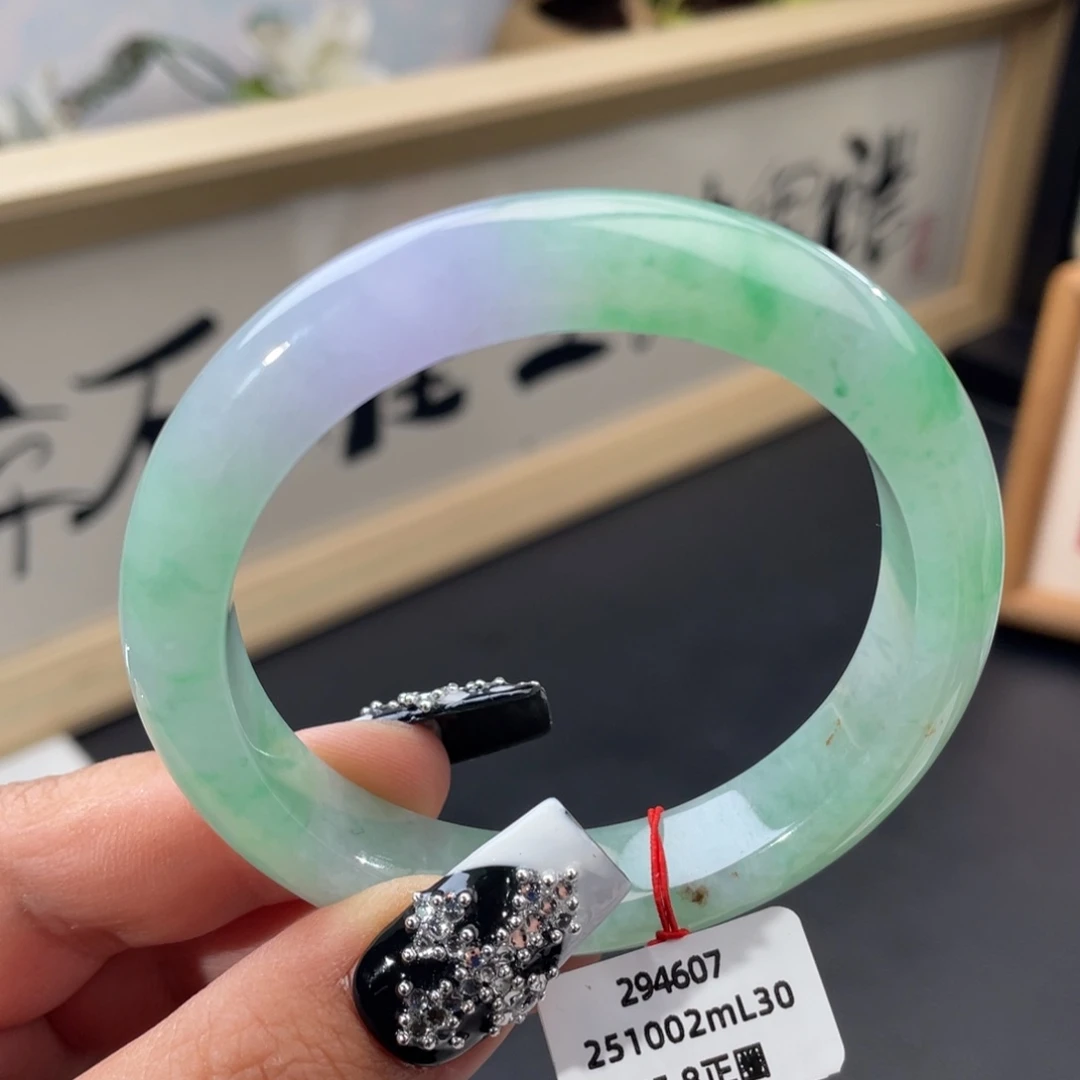 翡翠未镶嵌手镯糯冰春彩正圈手镯