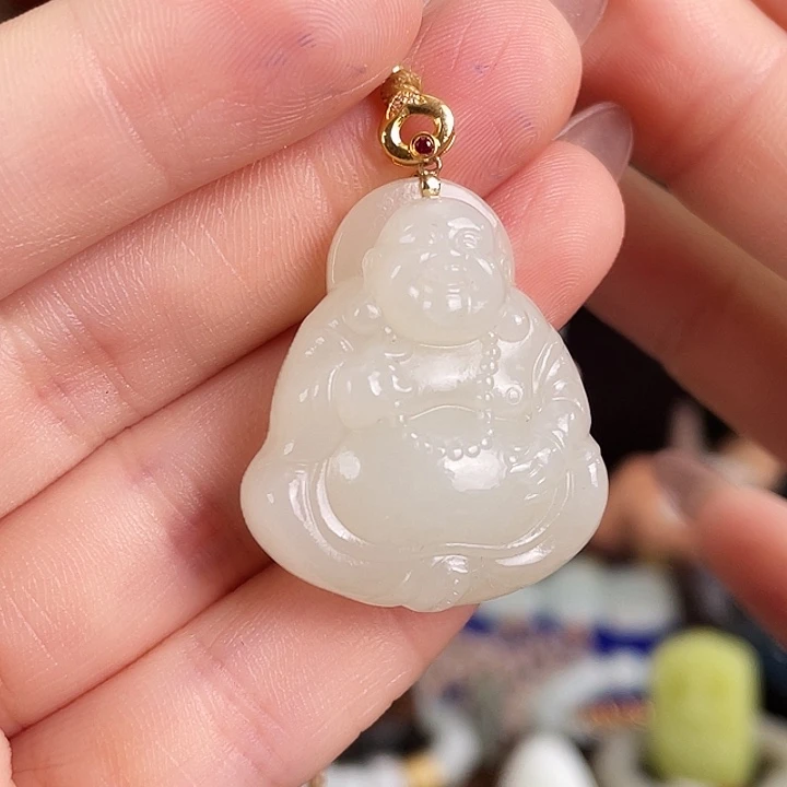和田玉18K金镶嵌颈饰