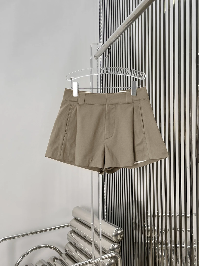 褶裥工装短裤 腰头字母设计百搭休闲短裤