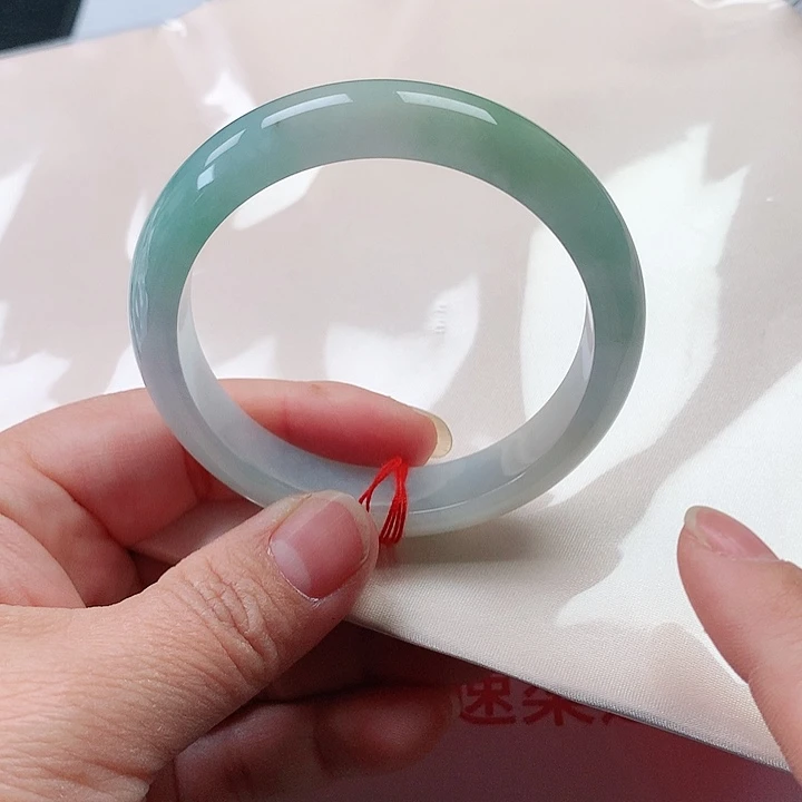 翡翠手镯未镶嵌翡翠110