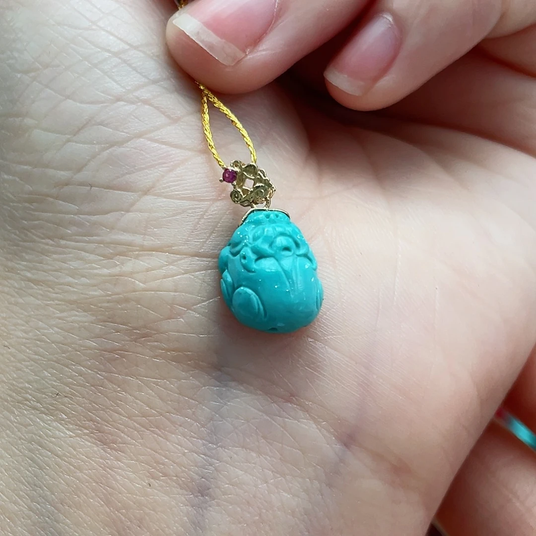 绿松石颈饰18K金镶嵌