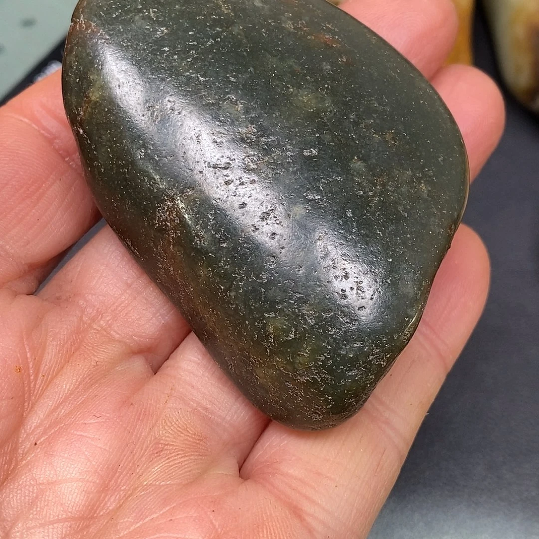 和田玉未镶嵌珠宝奇石