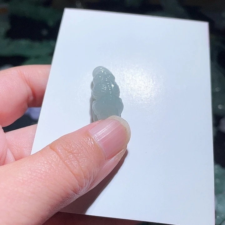 颈饰未镶嵌翡翠天