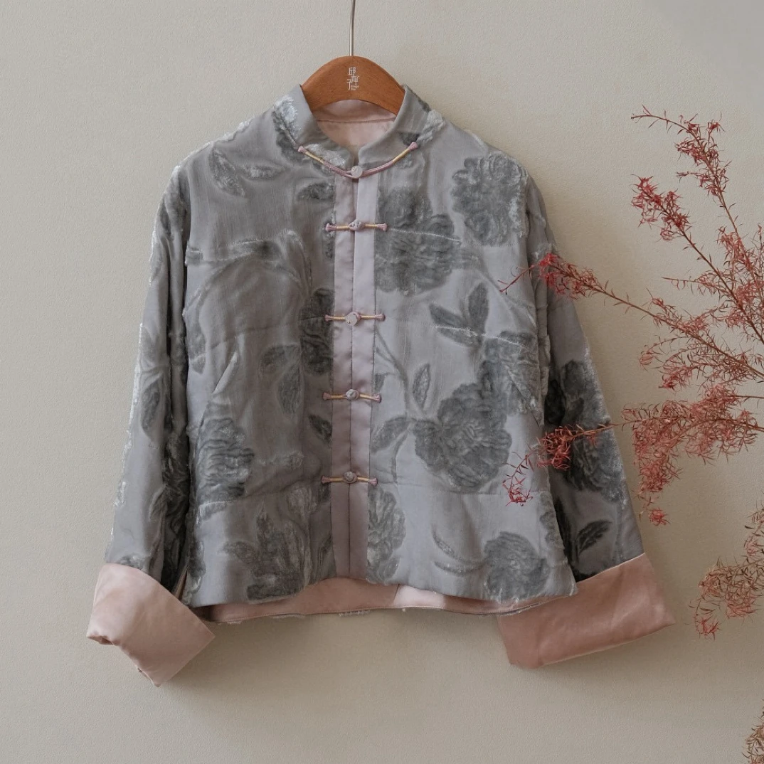 沫药｜剪花丝绒立领手工盘扣外套（1566）