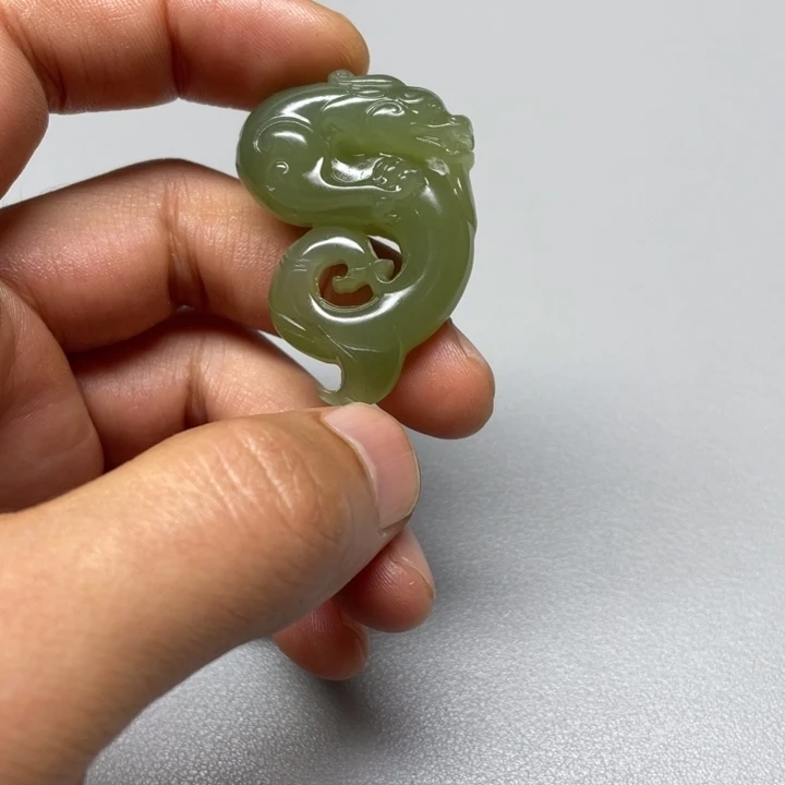 吊坠(不含链)未镶嵌和田玉淡**云