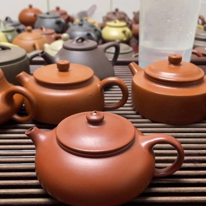紫砂茶壶月****?宜兴紫砂壶