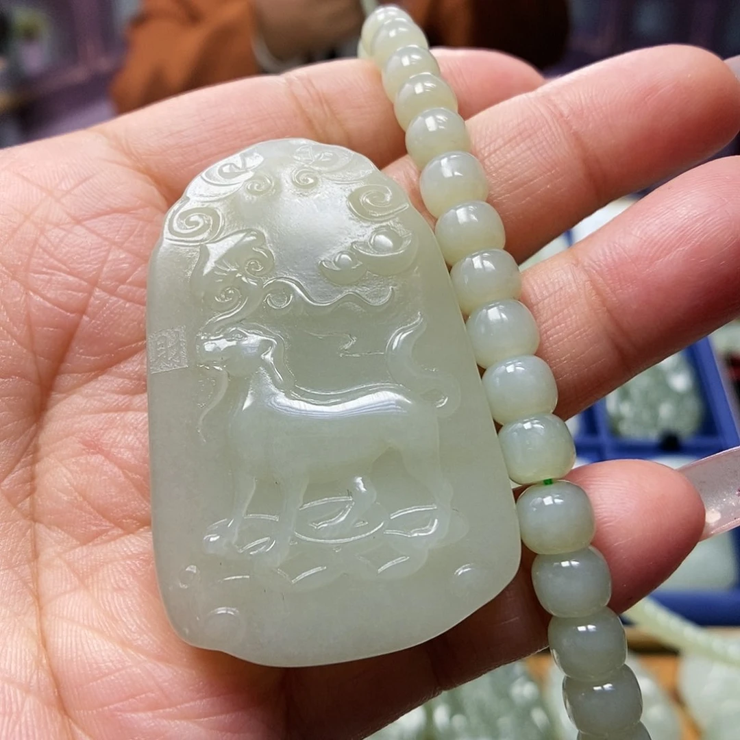 和田玉颈饰未镶嵌晴**李