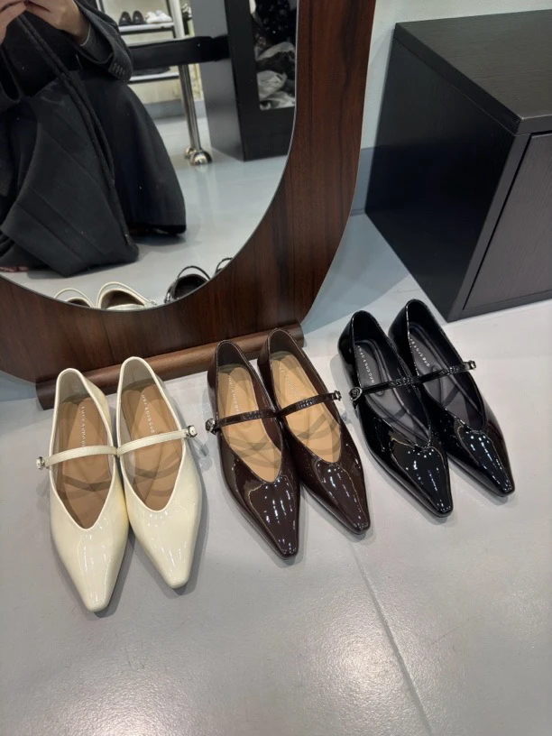 D9016-12高级感法式简约玛丽珍单鞋2025春季新款漆皮气质粗跟女鞋