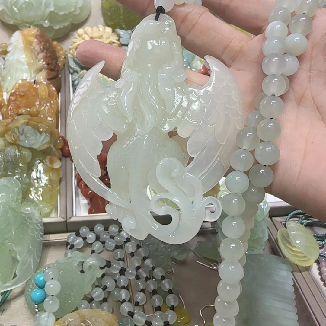 未镶嵌蛇纹石玉吊坠煜