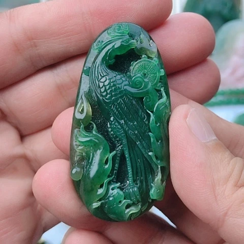 独山玉未镶嵌吊坠(不含链)