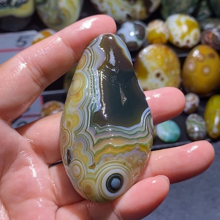 玛瑙/玉髓未镶嵌珠宝半成品56