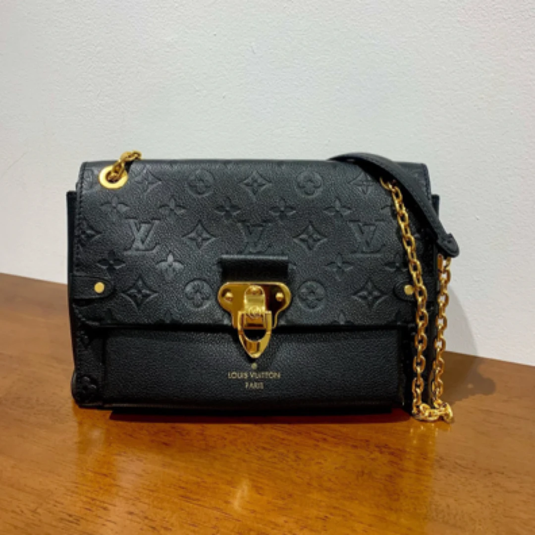 99新 LouisVuitton/路易威登 黑色Vavin时尚单肩斜挎包