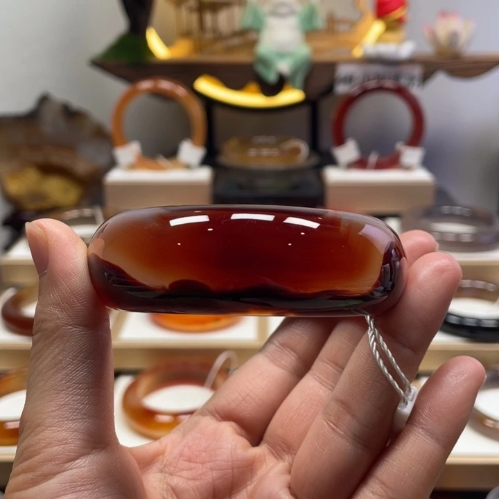 玛瑙/玉髓未镶嵌手镯