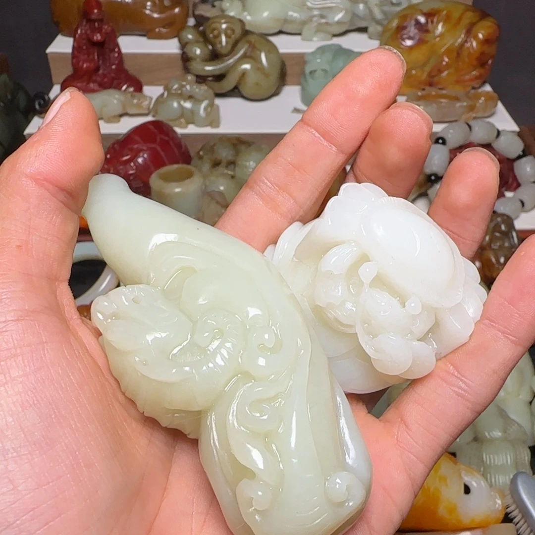 皇***勒和田玉未镶嵌挂件