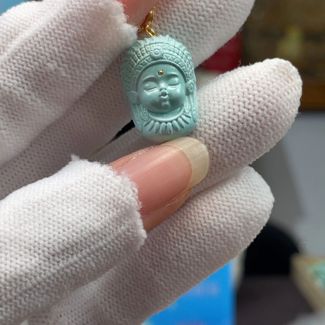 绿松石未镶嵌挂件