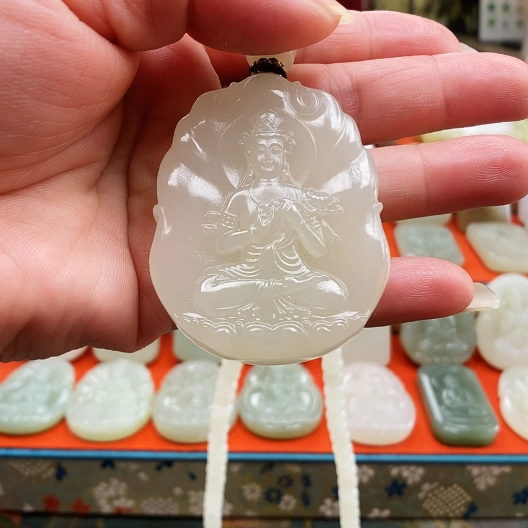 颈饰未镶嵌和田玉木****）