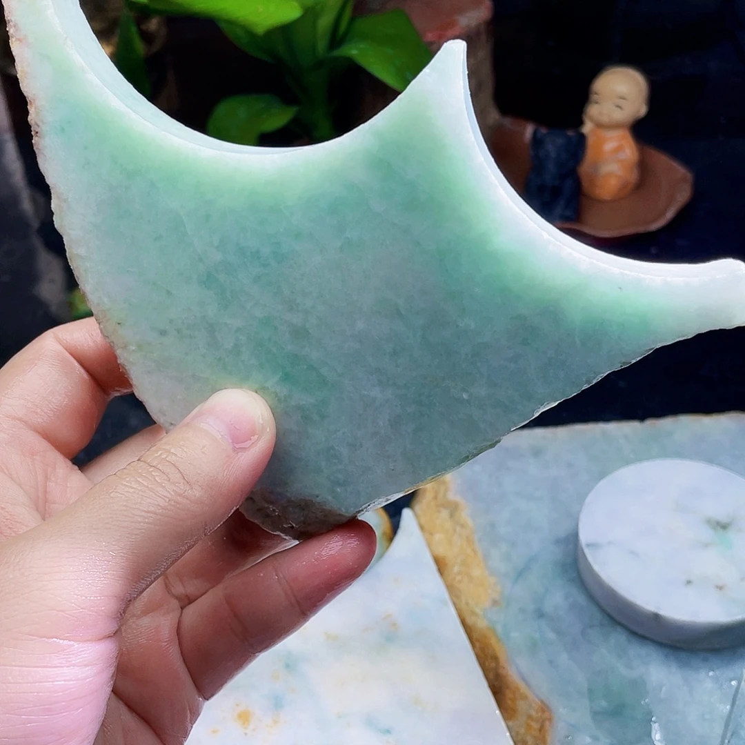 翡翠未镶嵌颈饰毛料15