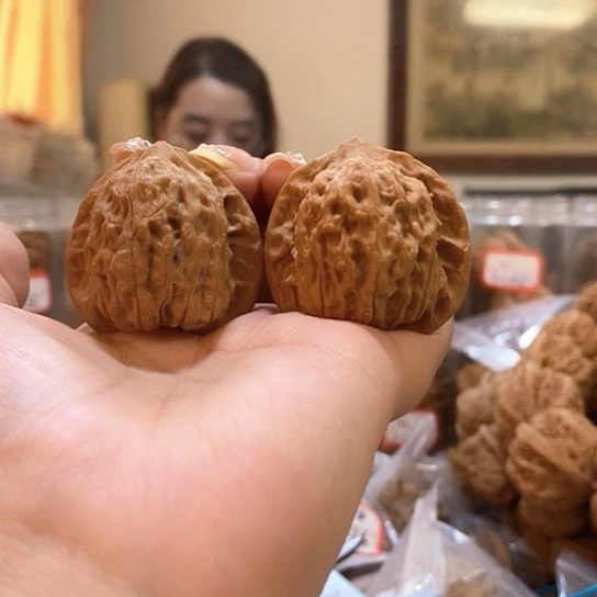 文玩核桃吊坠40崔凯公子帽