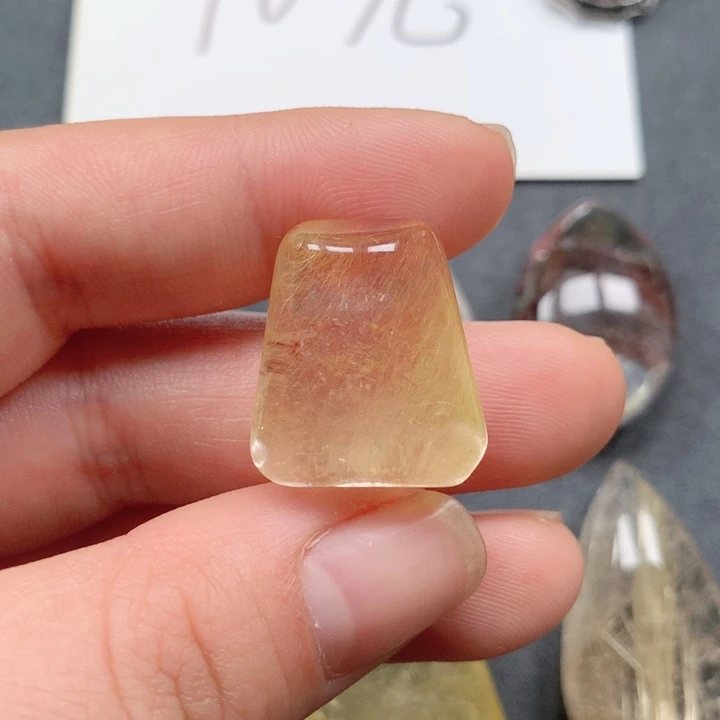 水晶颈饰未镶嵌周****u水晶