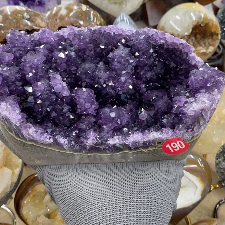 珠宝半成品未镶嵌紫晶