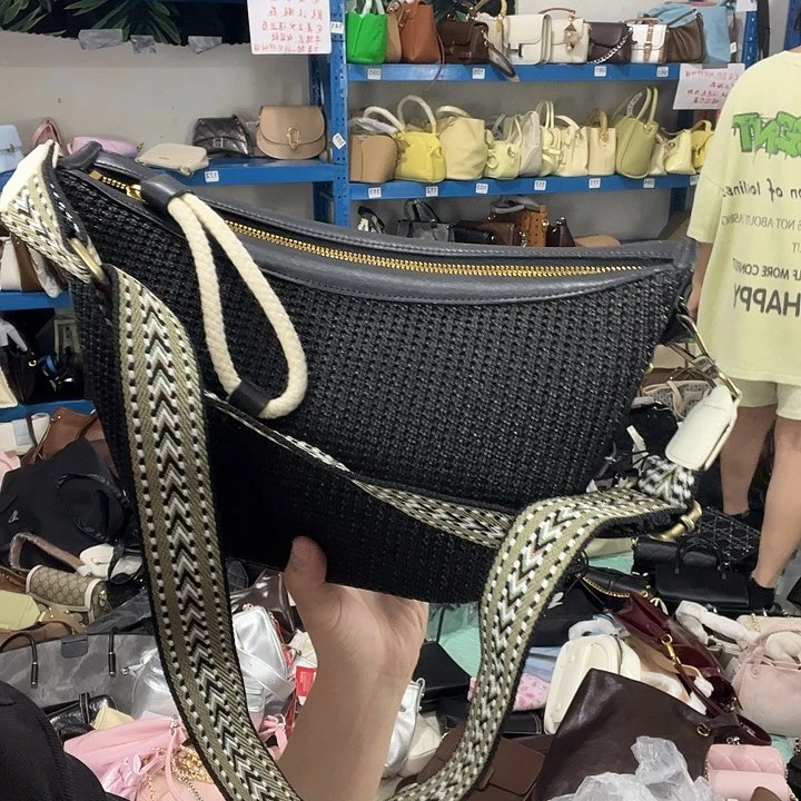 蚕丝健健康康平平安安