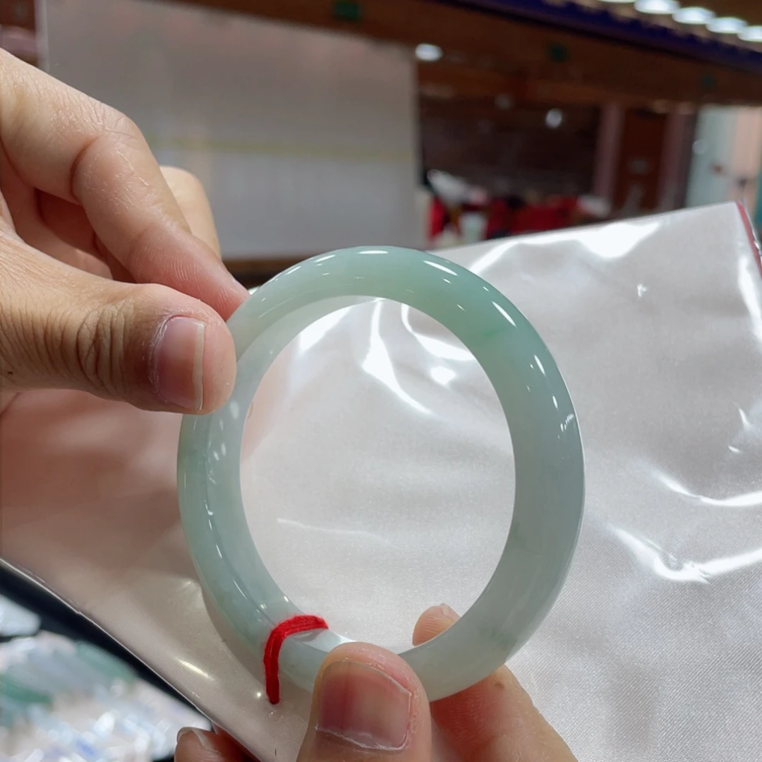 未镶嵌手镯翡翠翡翠