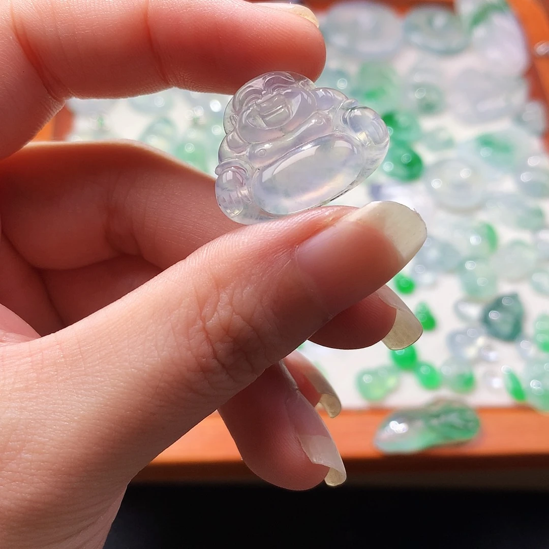 翡翠未镶嵌吊坠(不含链)佛公