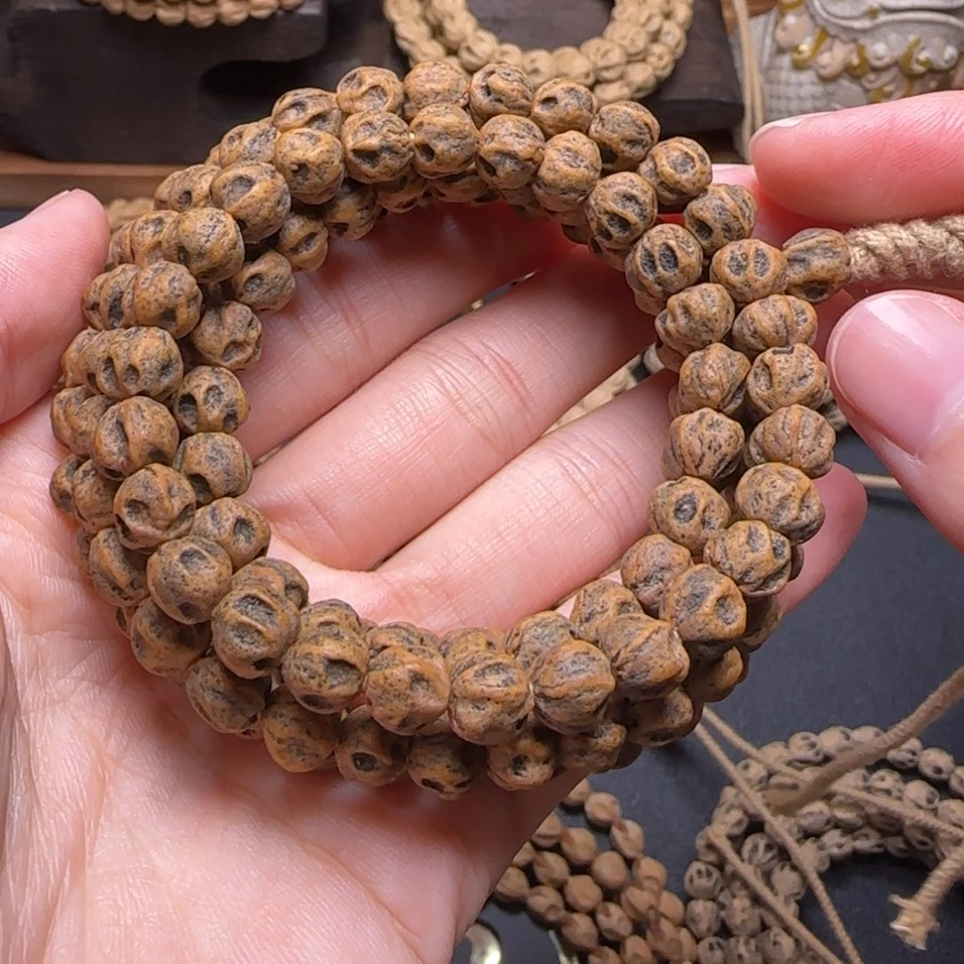 旭***日吊坠柏香籽/百香籽