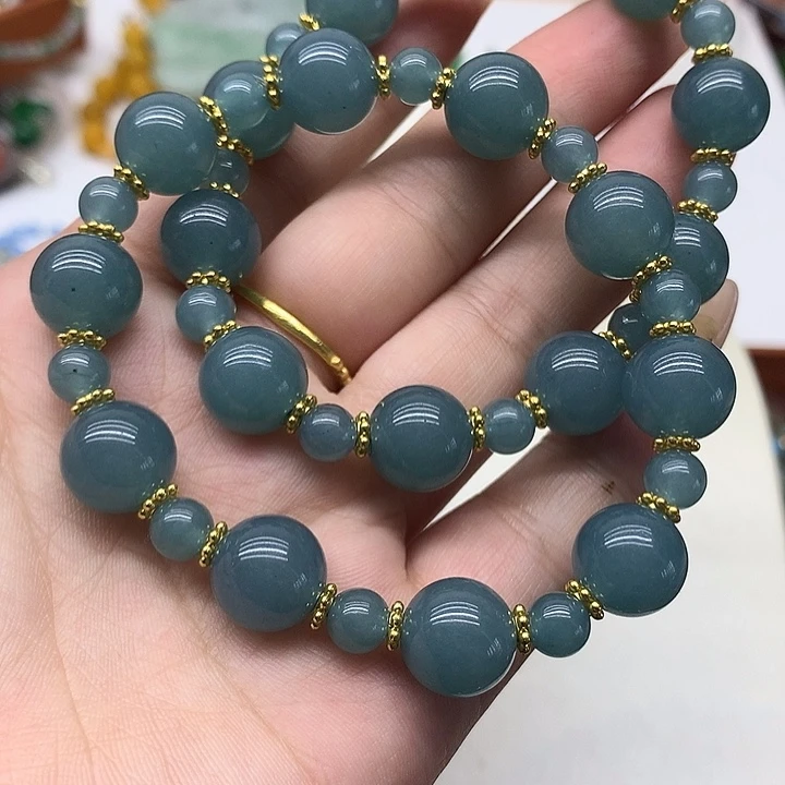 翡翠未镶嵌颈饰吊坠