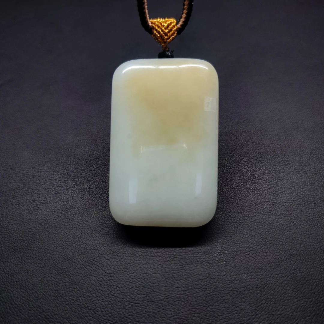 WSP175和田玉面包无事牌吊坠49X31.5X12.5mm