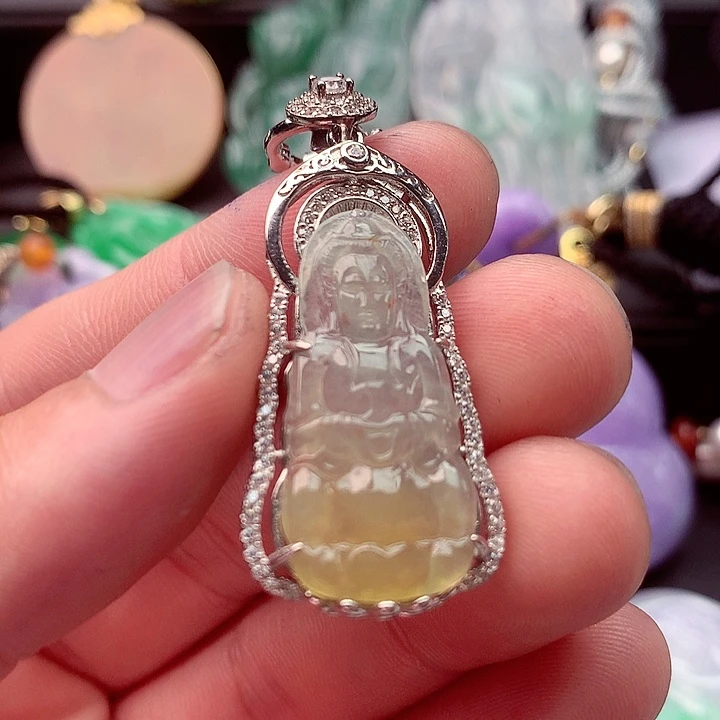 吊坠(不含链)未镶嵌翡翠