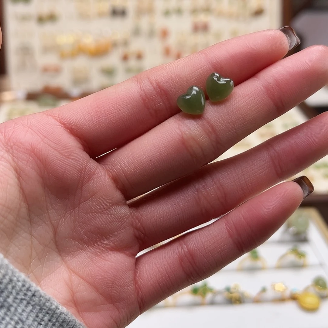 银S925镀金镶嵌和田玉耳钉