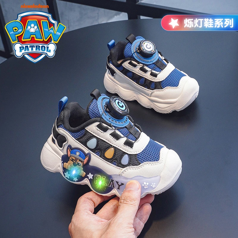 汪汪队男童运动鞋3-6岁2025春秋季新款幼儿园儿童发光闪灯跑步鞋