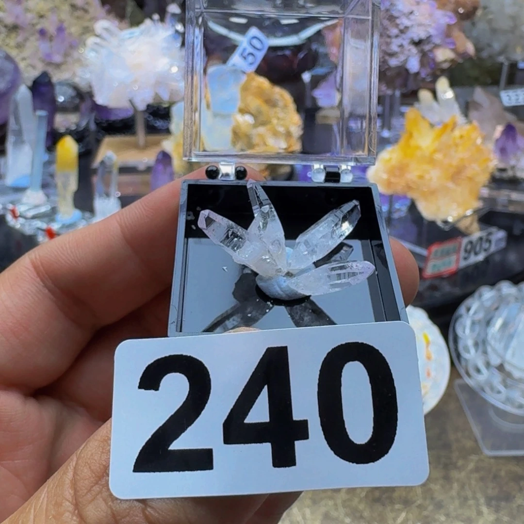 水晶未镶嵌珠宝半成品