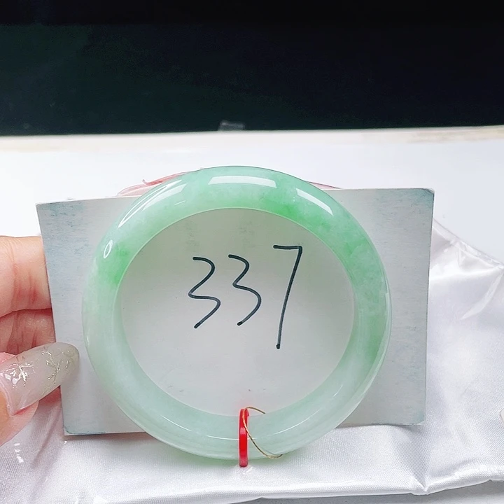 翡翠未镶嵌手镯缅甸翡翠54+