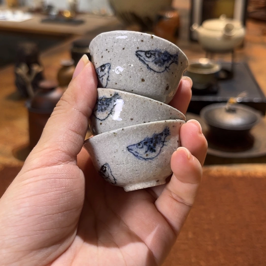 景德镇鱼和熊手工陶艺