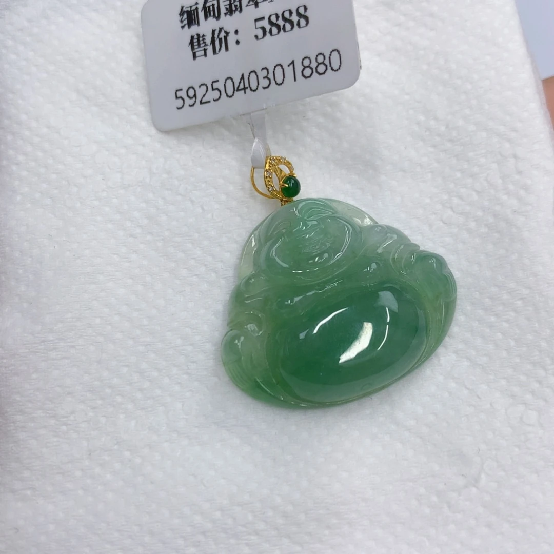 翡翠18K金镶嵌颈饰多***兴翡翠