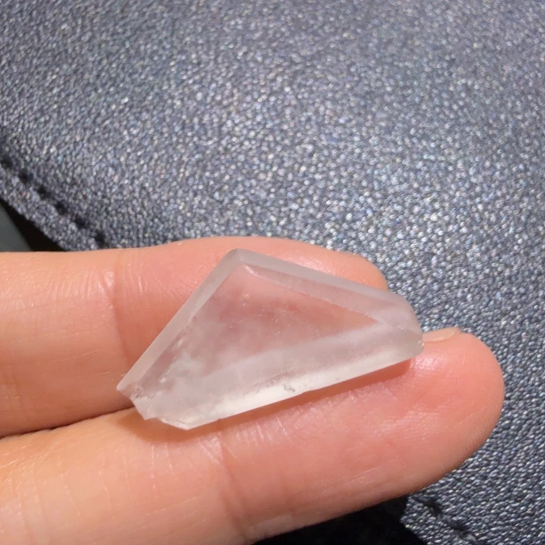 珠宝半成品水晶未镶嵌