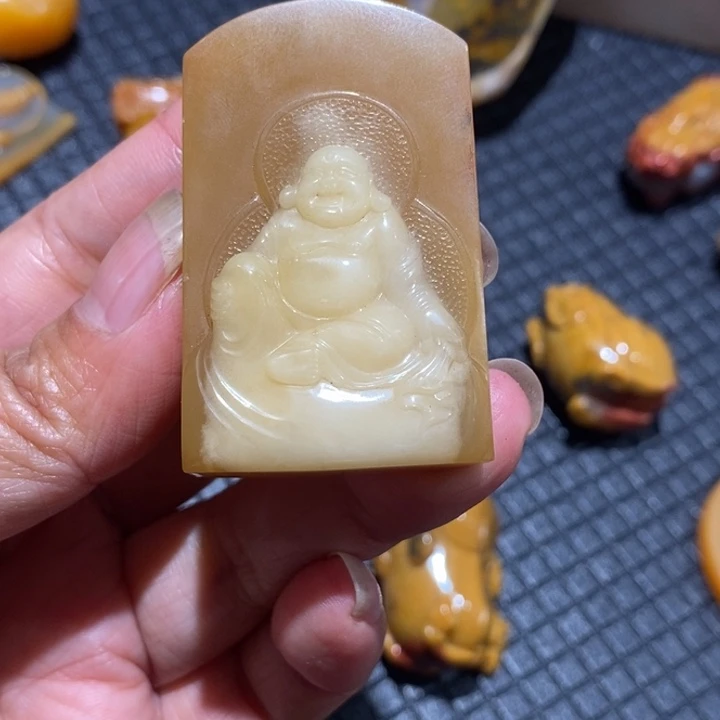 石英质玉（黄龙玉）未镶嵌挂件