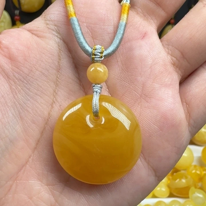 蜜蜡未镶嵌珠宝奇石