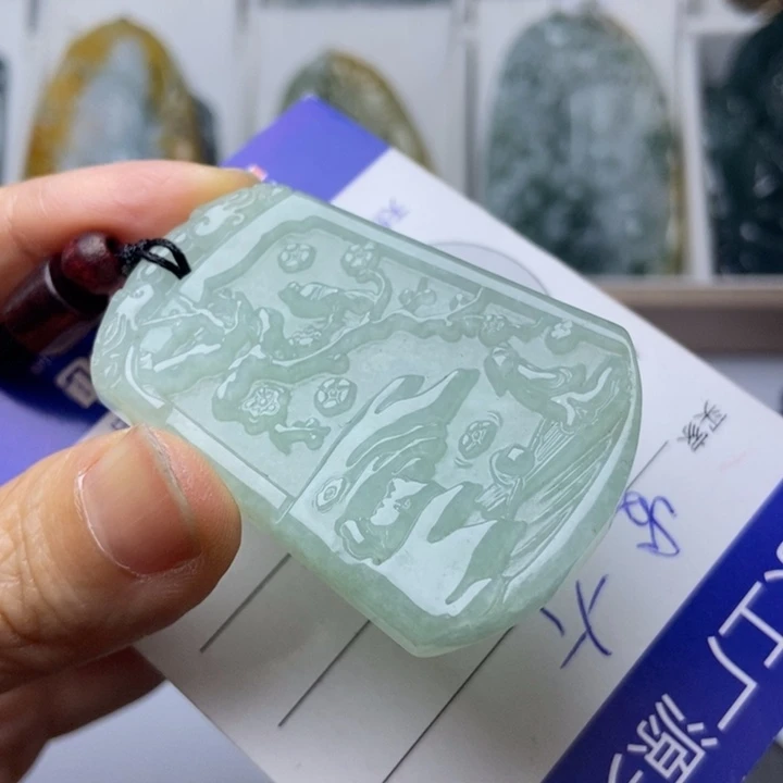 颈饰未镶嵌翡翠翡翠