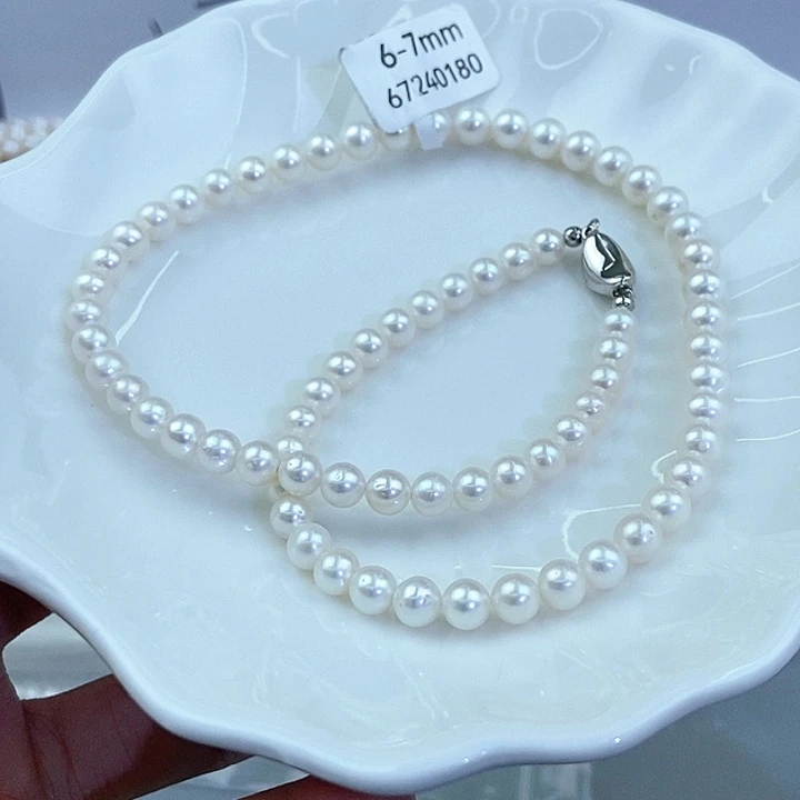 未镶嵌淡水珍珠颈饰