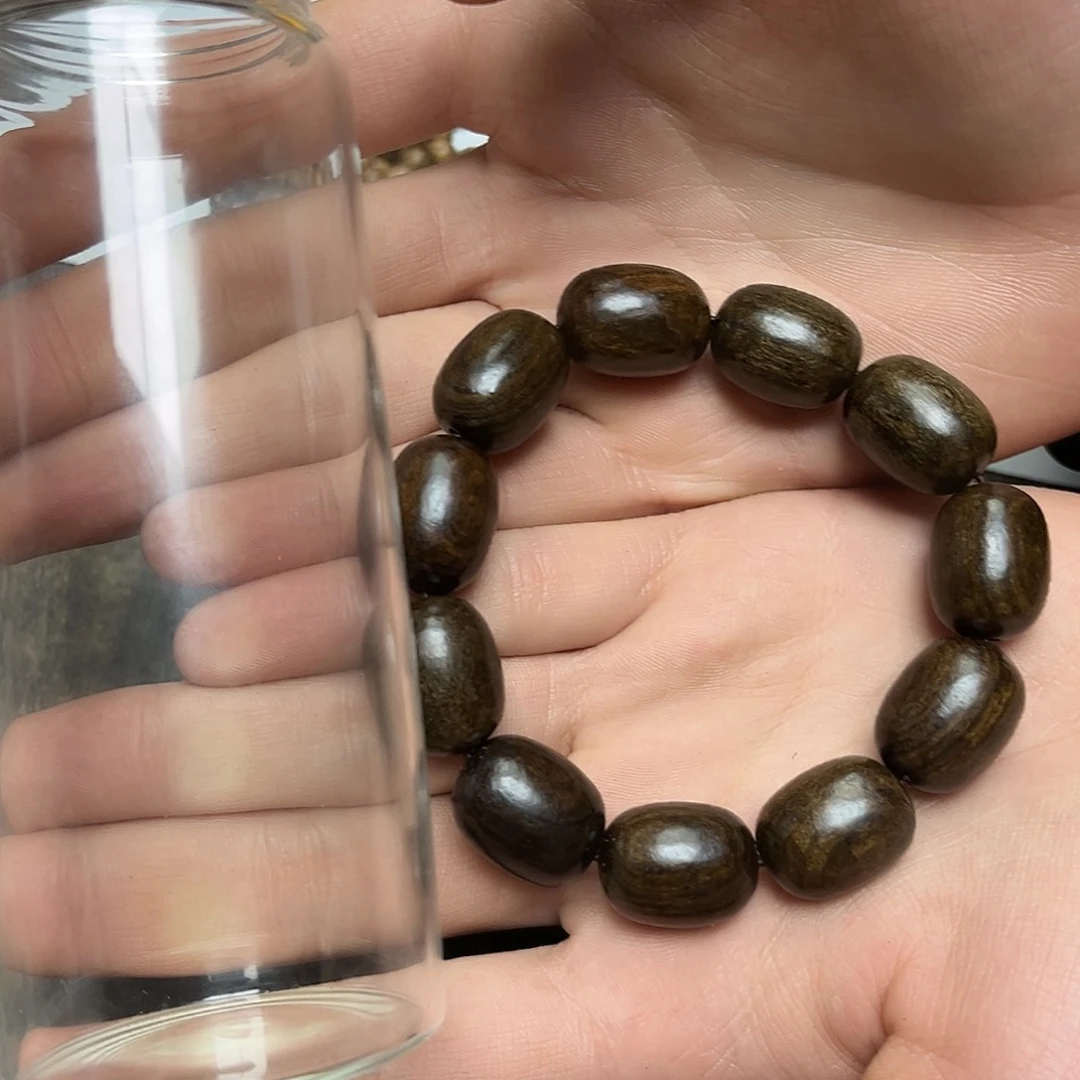 大叶紫檀（黑酸枝木类）