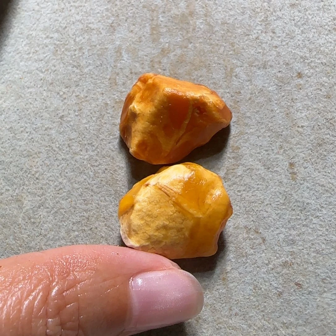 未镶嵌定制琥珀呼*啦专拍