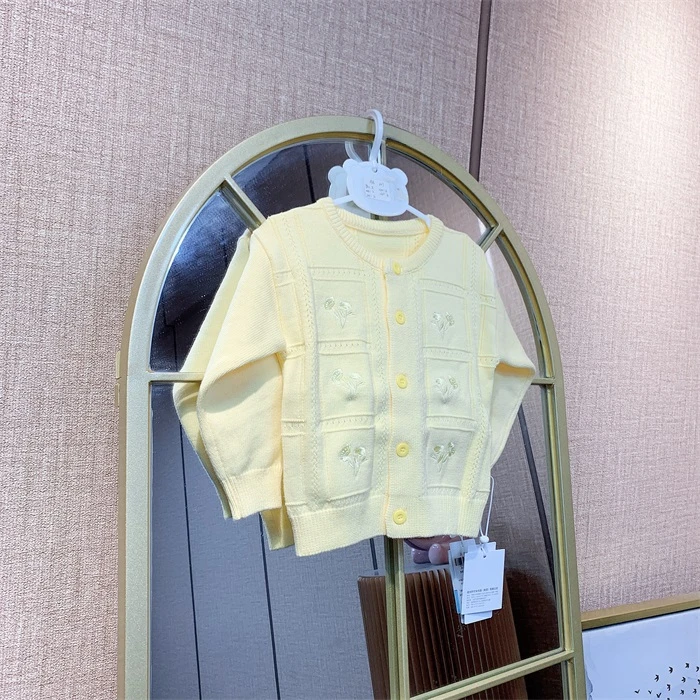 AB207   宝宝黄色针织毛衣开衫上衣