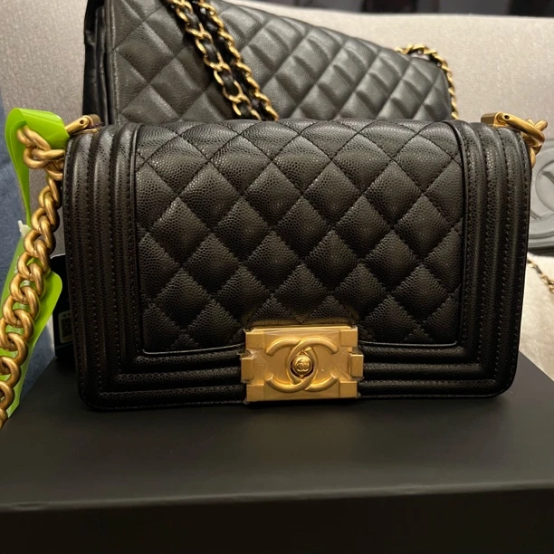 95新 Chanel/香奈儿 Chanel香奈儿黑金牛leboy小号芯片2244306010